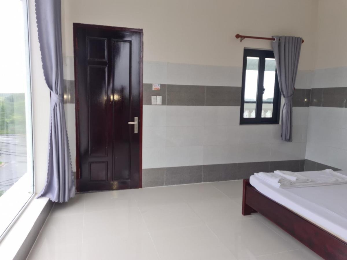 Hotel Khach San Hoang Mai Cần Thơ Exterior foto
