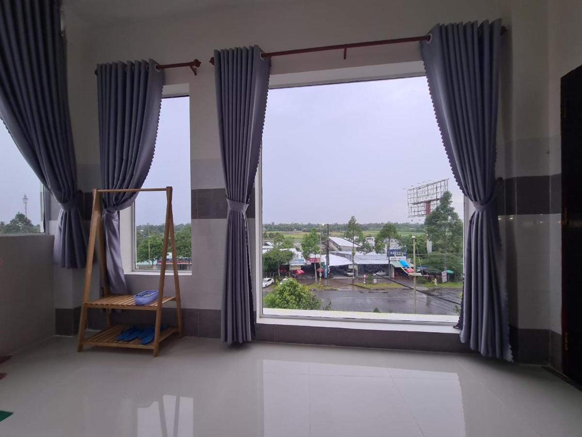 Hotel Khach San Hoang Mai Cần Thơ Exterior foto